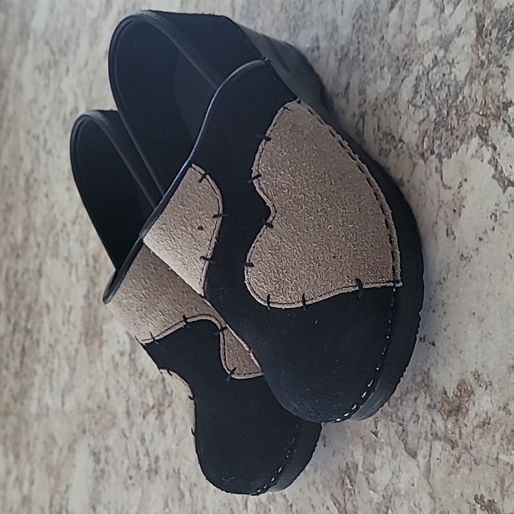NWOT suede clogs